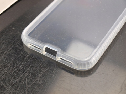 Etui tech21 PureClear iPhone 11
