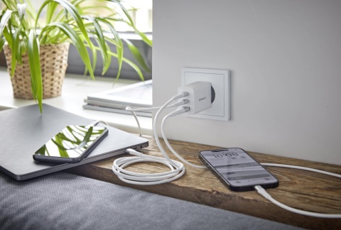 ZASILACZ 1XUSB-A/2XUSB-C/7806512 INTENSO